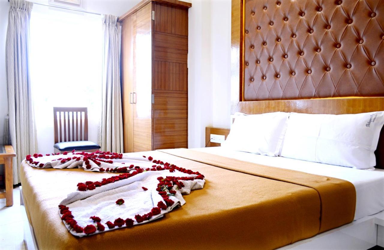 Tr Residency Hotel Pondicherry Exterior foto