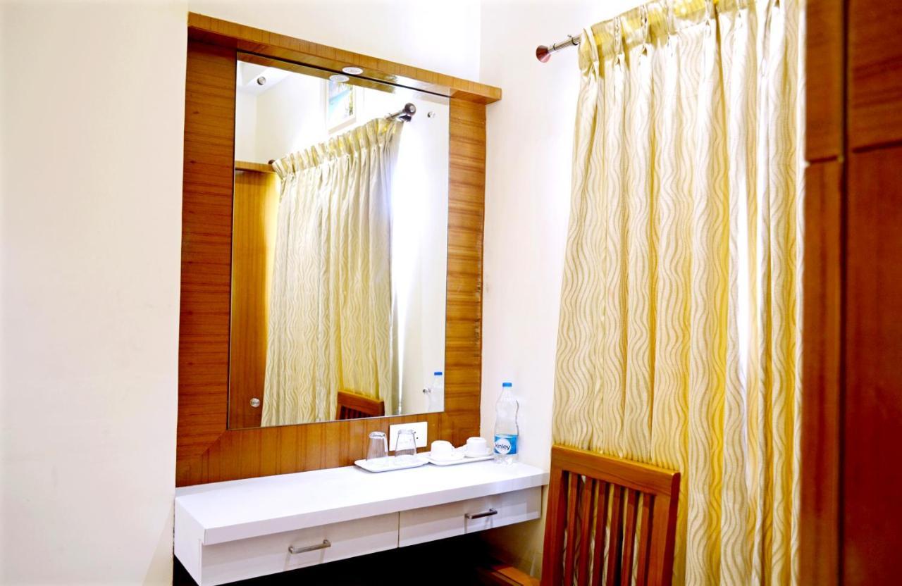 Tr Residency Hotel Pondicherry Exterior foto